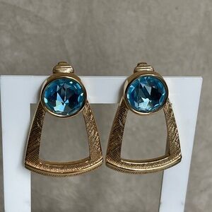 Rare VTG Swarovski Signed S.A.L Clip On Earrings with Large Blue Topaz Crystals